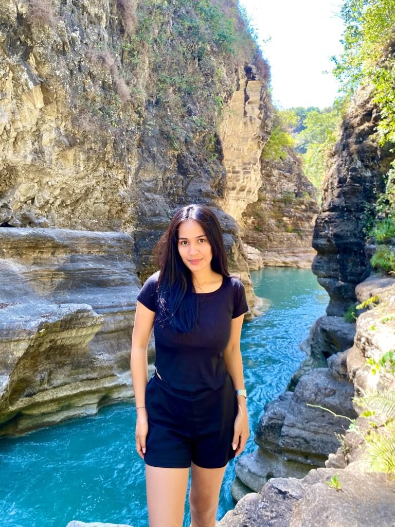 Ayu: Dari Sumba, Membawa Mimpi dan Energi Positif ke Setiap Langkah