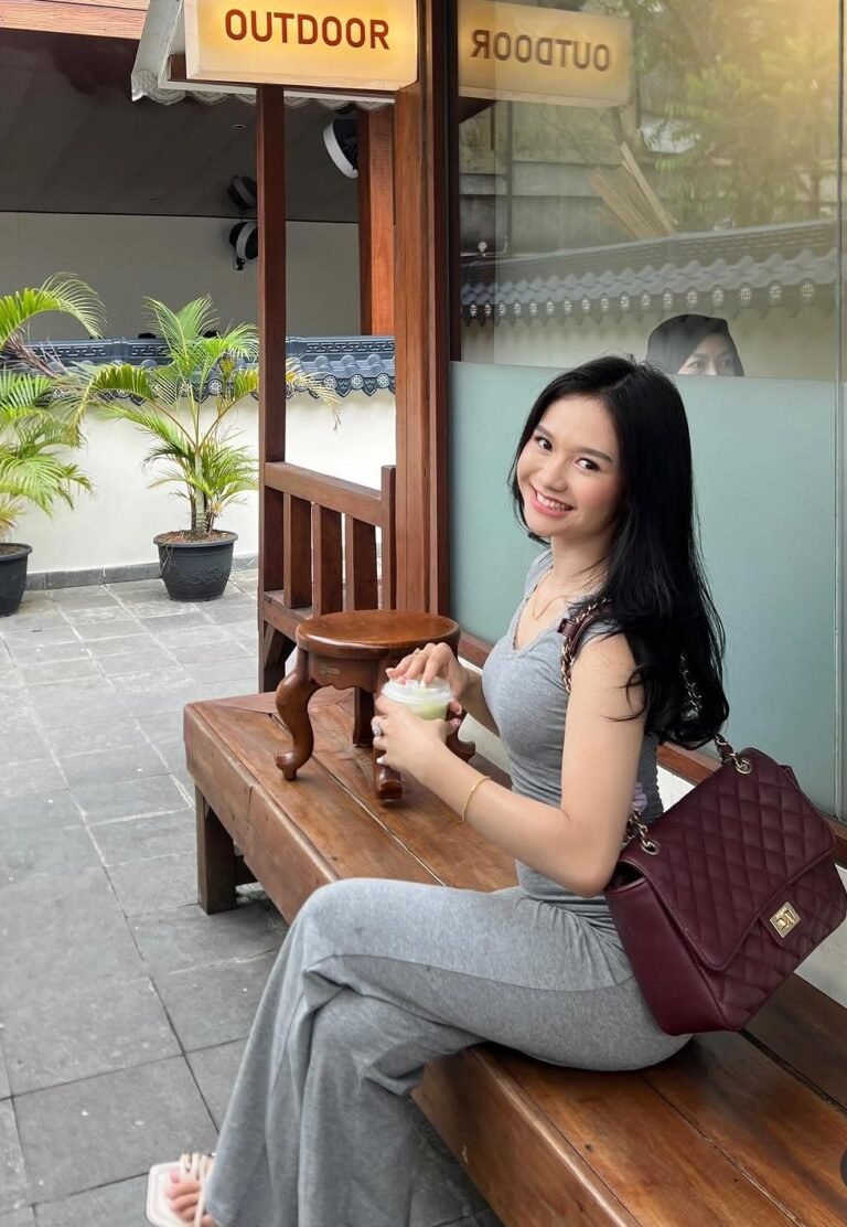 Maria Suci Indah Sari: Bertumbuh, Berkarya, dan Percaya pada Waktu Tuhan