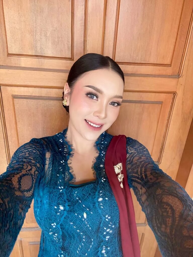 Serlly Ferawati K Septi, SH, M.Kn: Merajut Mimpi di Dunia Kenotariatan, Bertumbuh untuk Memberi Manfaat